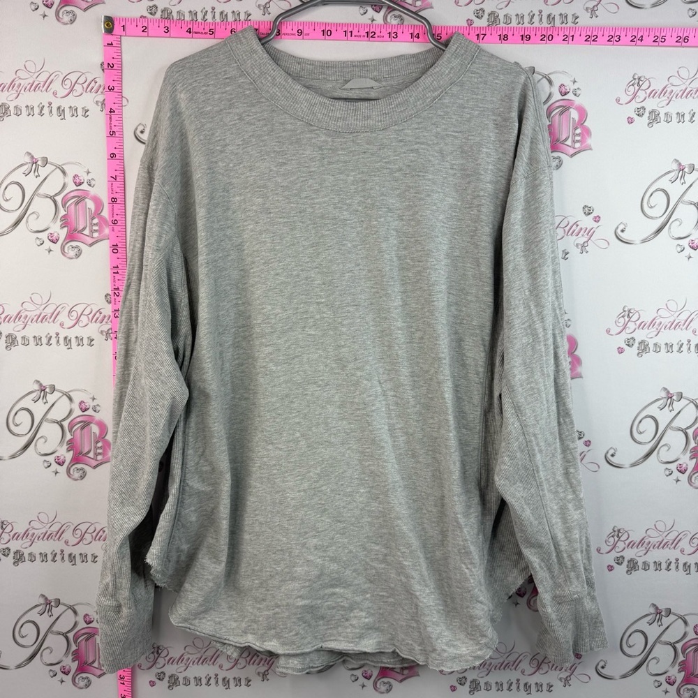 aerie long sleeve light grey shirt Heather Gray Long Sleeve Crewneck Top